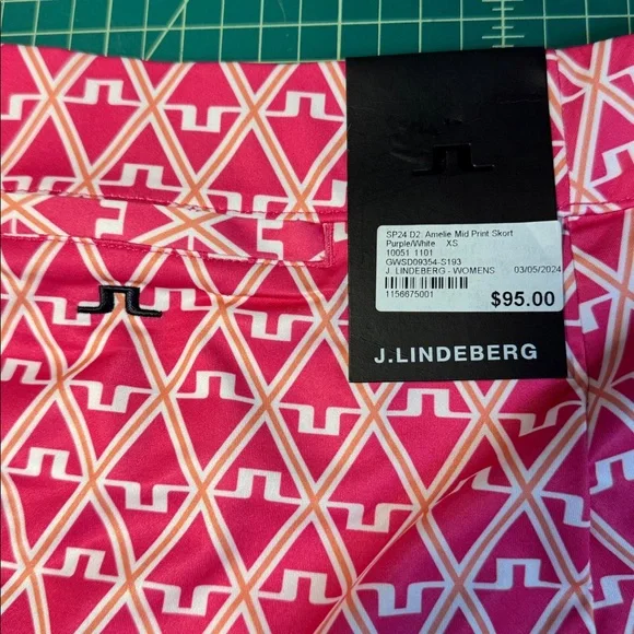 J.Lindeberg Amelie Mid Print Skort - Picture 3 of 5